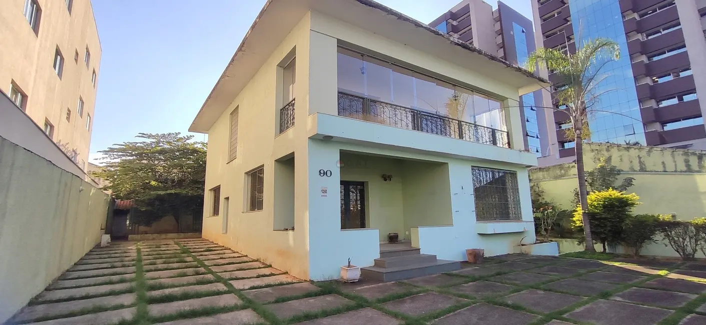 Foto 1 de Casa com 4 quartos à venda, 318m2 em Jardim Vergueiro, Sorocaba - SP