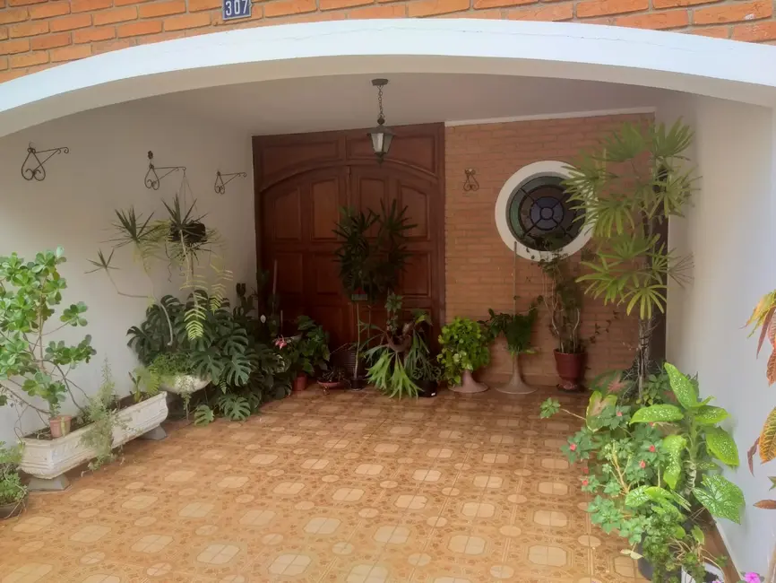 Foto 1 de Casa com 3 quartos à venda, 300m2 em Vila Jardini, Sorocaba - SP