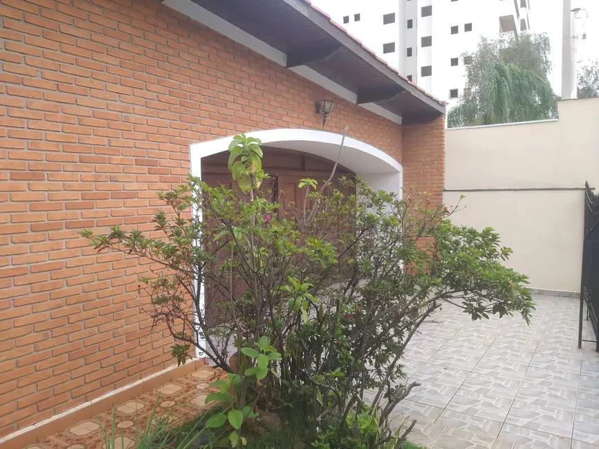 Foto 2 de Casa com 3 quartos à venda, 300m2 em Vila Jardini, Sorocaba - SP