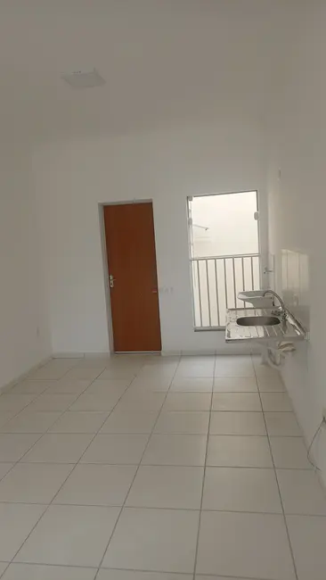 Kitnet com 1 quarto para alugar, 36m2 em Jardim Gramados de Sorocaba, Sorocaba - SP - imagem 4 Foto 4 de Kitnet com 1 quarto para alugar, 36m2 em Jardim Gramados de Sorocaba, Sorocaba - SP
