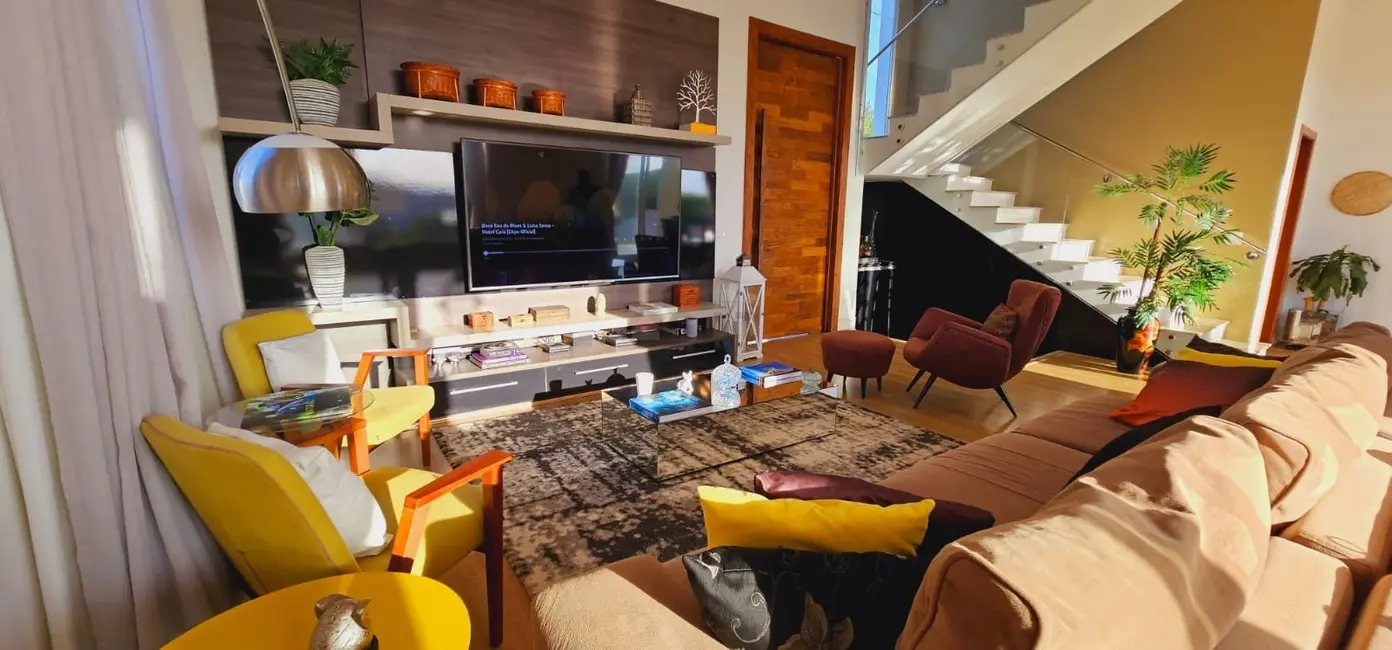 Foto 9 de Casa de Condomínio com 3 quartos à venda, 390m2 em Aracoiaba Da Serra - SP