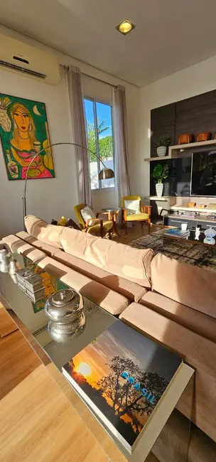 Foto 3 de Casa de Condomínio com 3 quartos à venda, 390m2 em Aracoiaba Da Serra - SP