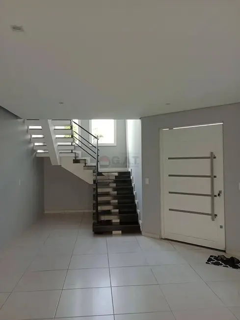 Foto 2 de Casa de Condomínio com 3 quartos à venda, 200m2 em Sorocaba - SP