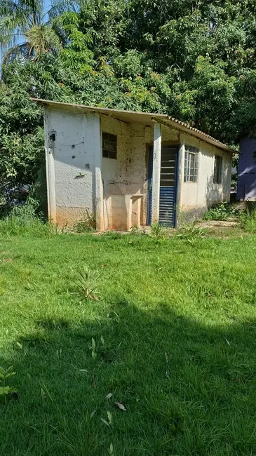 Foto 9 de Chácara com 2 quartos para alugar, 100m2 em Brigadeiro Tobias, Sorocaba - SP