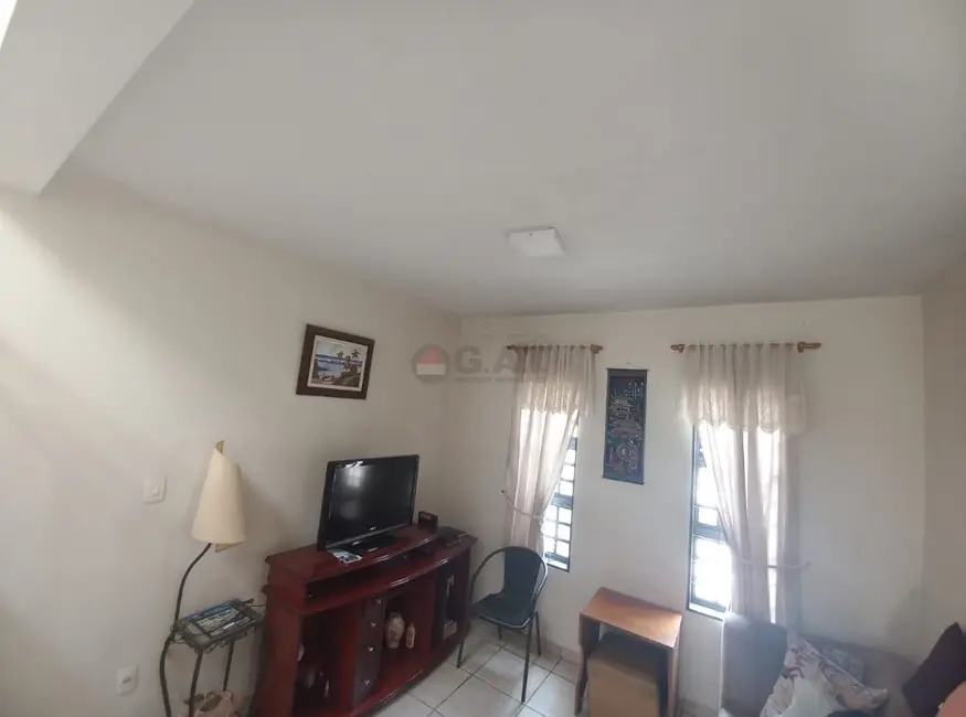 Casa com 3 quartos à venda, 128m2 em Vila Hortência, Sorocaba - SP - imagem 5 Foto 5 de Casa com 3 quartos à venda, 128m2 em Vila Hortência, Sorocaba - SP