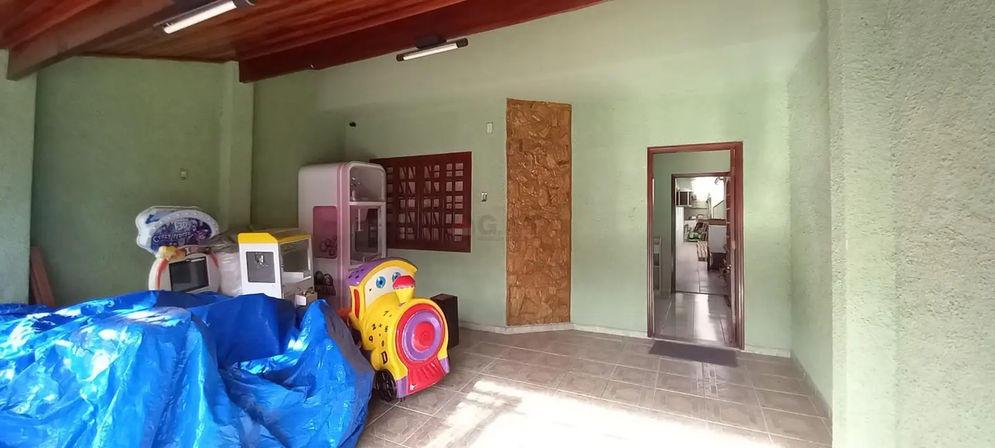 Casa com 3 quartos à venda, 136m2 em Jardim Saira, Sorocaba - SP - imagem 8 Foto 8 de Casa com 3 quartos à venda, 136m2 em Jardim Saira, Sorocaba - SP