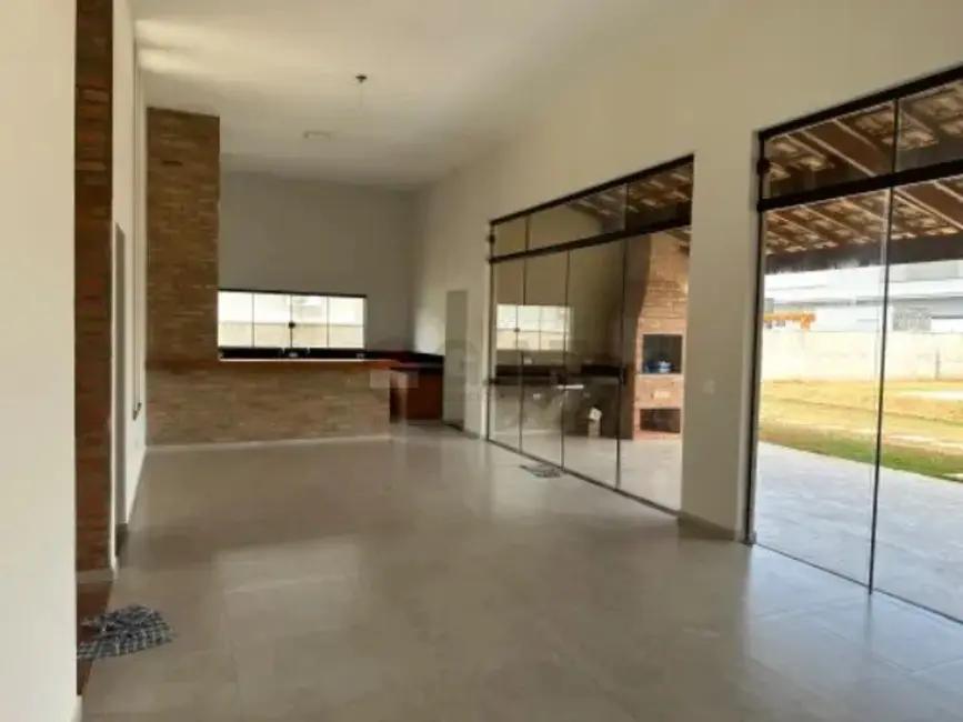 Foto 4 de Casa de Condomínio com 3 quartos à venda, 276m2 em Aracoiaba Da Serra - SP
