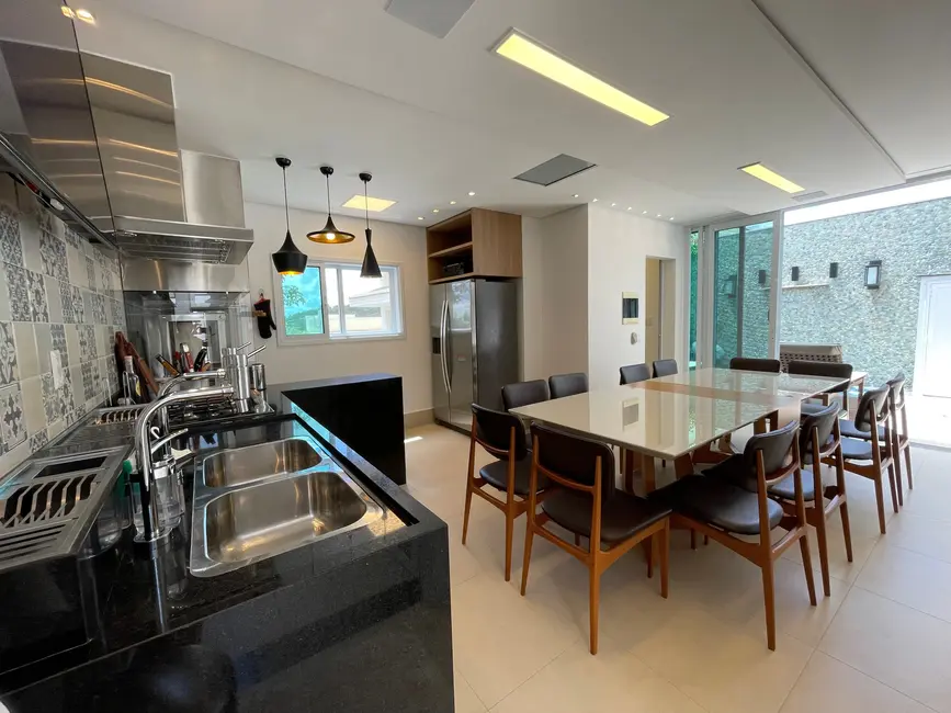 Casa de Condomínio com 3 quartos à venda, 206m2 em Vila Haro, Sorocaba - SP - imagem 8 Foto 8 de Casa de Condomínio com 3 quartos à venda, 206m2 em Vila Haro, Sorocaba - SP