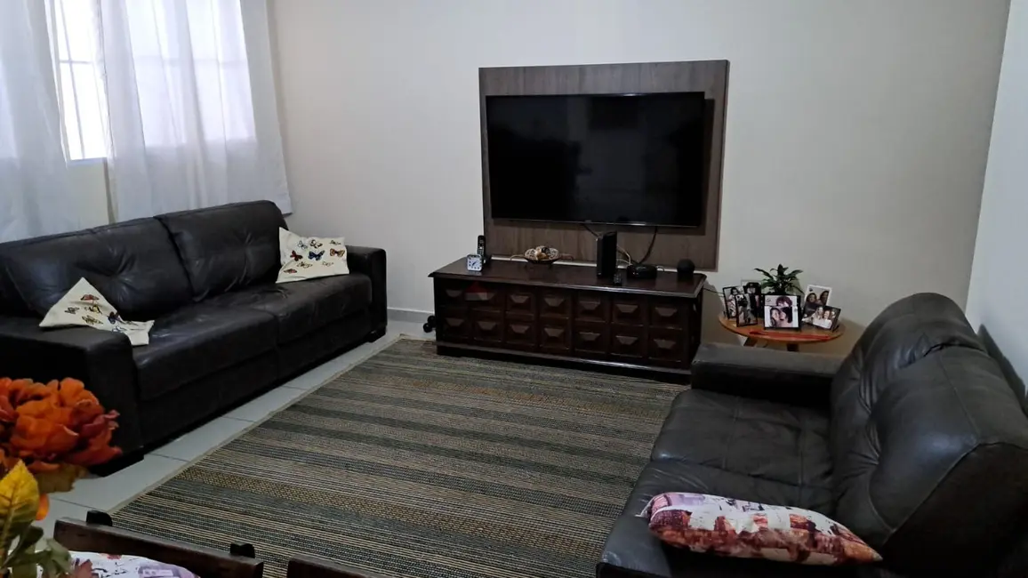 Foto 3 de Casa com 2 quartos à venda, 150m2 em Jardim Saira, Sorocaba - SP