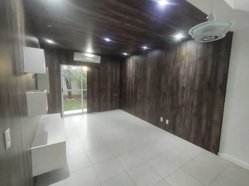 Casa de Condomínio com 3 quartos à venda, 137m2 em Parque Campolim, Sorocaba - SP - imagem 6 Foto 6 de Casa de Condomínio com 3 quartos à venda, 137m2 em Parque Campolim, Sorocaba - SP