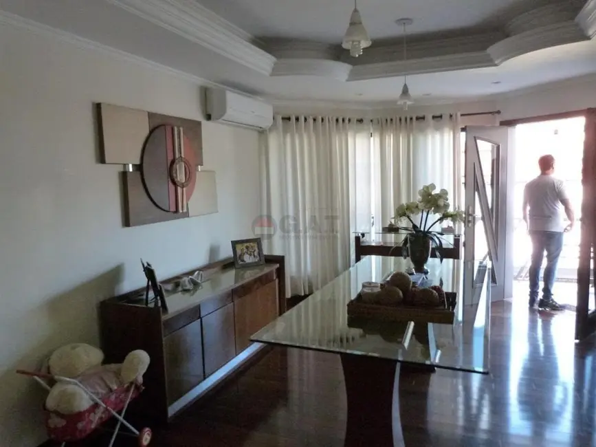 Foto 1 de Casa com 3 quartos à venda, 160m2 em Wanel Ville, Sorocaba - SP