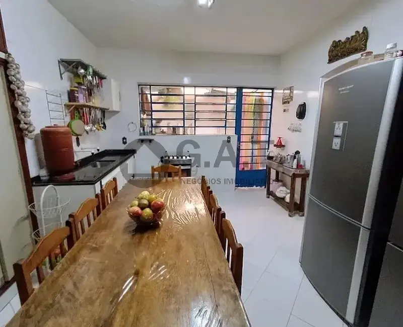 Casa com 4 quartos à venda, 168m2 em Vila Santana, Sorocaba - SP - imagem 4 Foto 4 de Casa com 4 quartos à venda, 168m2 em Vila Santana, Sorocaba - SP