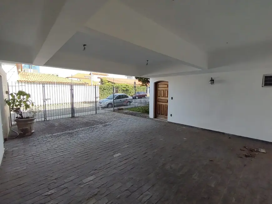 Casa com 3 quartos à venda e para alugar, 252m2 em Jardim Santa Rosália, Sorocaba - SP - imagem 6 Foto 6 de Casa com 3 quartos à venda e para alugar, 252m2 em Jardim Santa Rosália, Sorocaba - SP