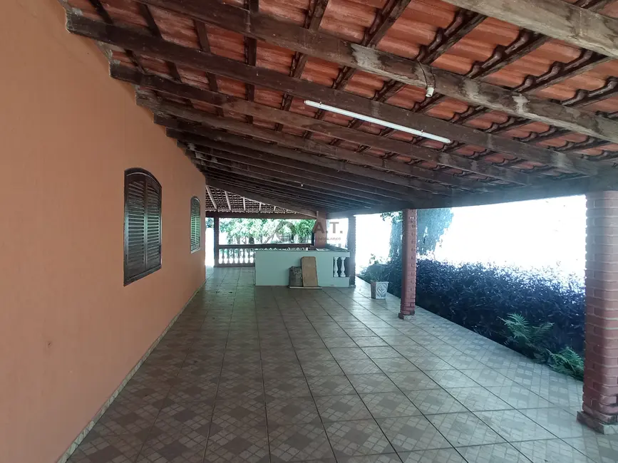 Foto 5 de Chácara com 4 quartos à venda, 291m2 em Centro, Capela Do Alto - SP