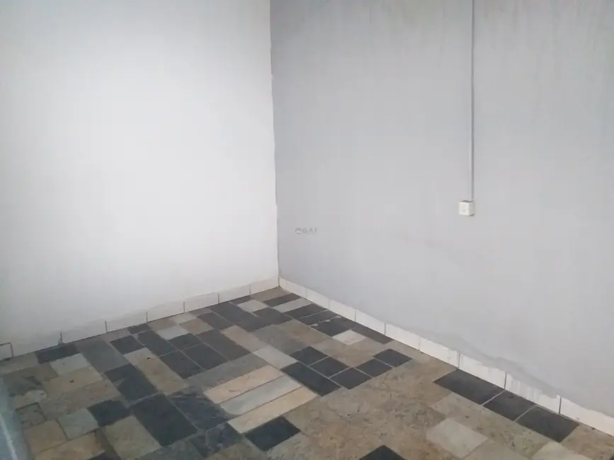 Foto 4 de Casa com 4 quartos para alugar, 300m2 em Vila Haro, Sorocaba - SP