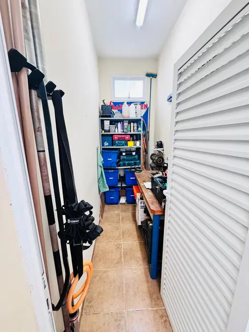 Casa de Condomínio com 4 quartos à venda, 266m2 em Chácaras Reunidas São Jorge, Sorocaba - SP - imagem 8 Foto 8 de Casa de Condomínio com 4 quartos à venda, 266m2 em Chácaras Reunidas São Jorge, Sorocaba - SP