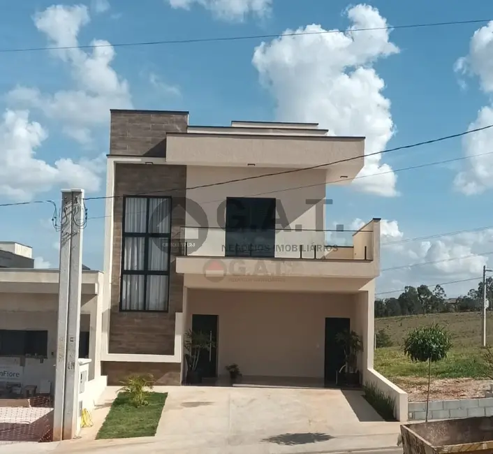 Casa de Condomínio com 3 quartos à venda, 155m2 em Wanel Ville, Sorocaba - SP - imagem 1 Foto 1 de Casa de Condomínio com 3 quartos à venda, 155m2 em Wanel Ville, Sorocaba - SP