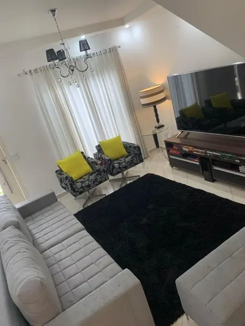 Casa de Condomínio com 3 quartos à venda, 220m2 em Iporanga, Sorocaba - SP - imagem 5 Foto 5 de Casa de Condomínio com 3 quartos à venda, 220m2 em Iporanga, Sorocaba - SP