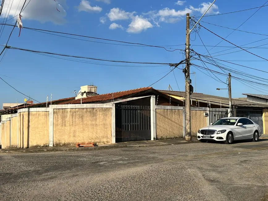 Foto 2 de Casa com 4 quartos à venda, 140m2 em Vila Jardini, Sorocaba - SP