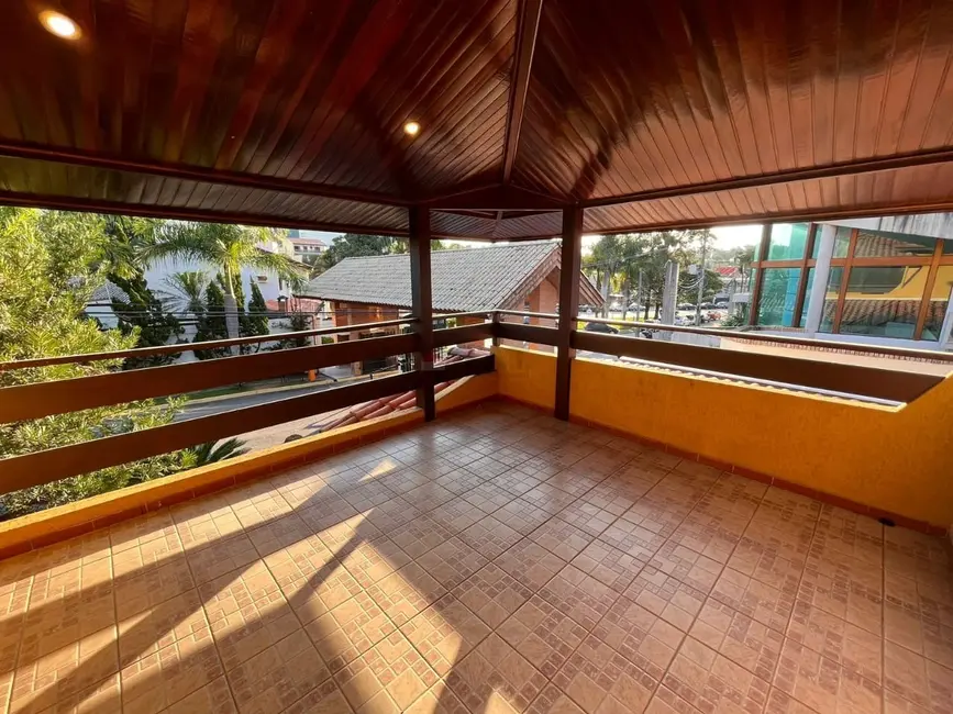 Foto 1 de Casa de Condomínio com 6 quartos para alugar, 650m2 em Jardim Isaura, Sorocaba - SP