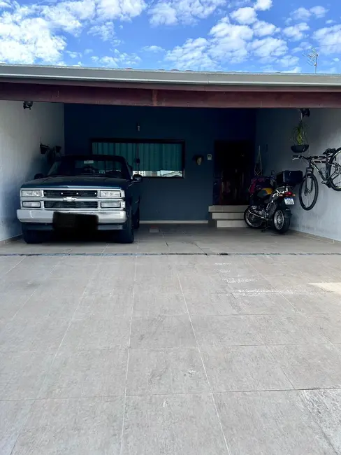 Foto 3 de Casa com 3 quartos à venda, 188m2 em Vila Rica, Sorocaba - SP