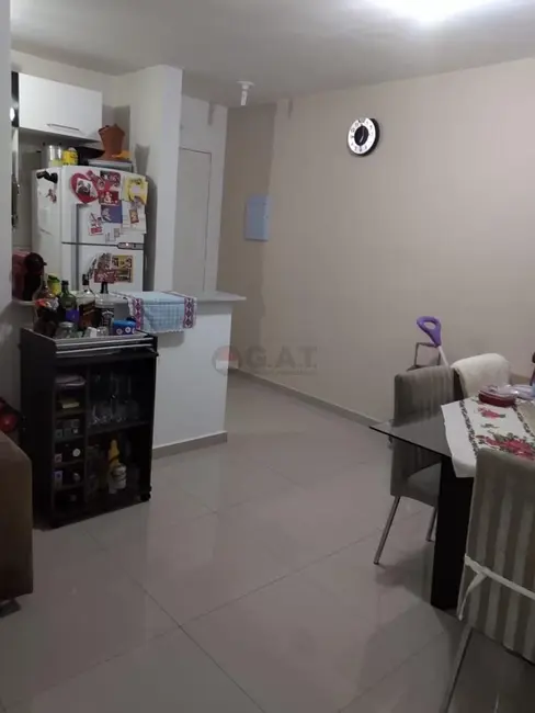 Foto 1 de Apartamento com 2 quartos para alugar, 50m2 em Vila Guilherme, Votorantim - SP