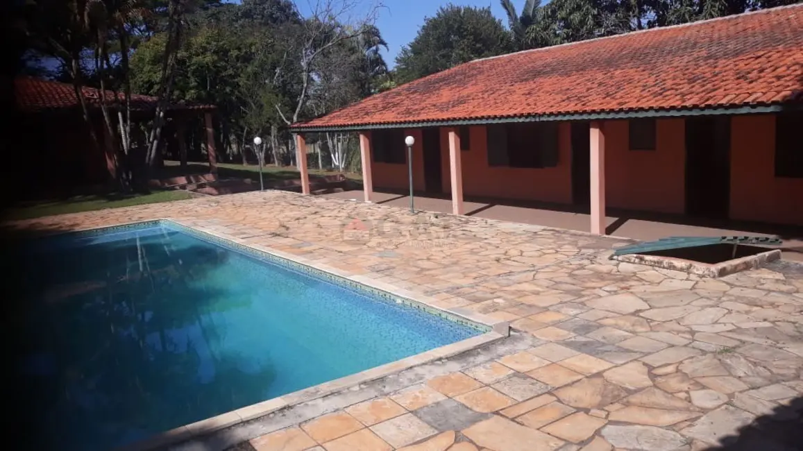 Foto 2 de Chácara com 4 quartos à venda, 400m2 em Capela Do Alto - SP