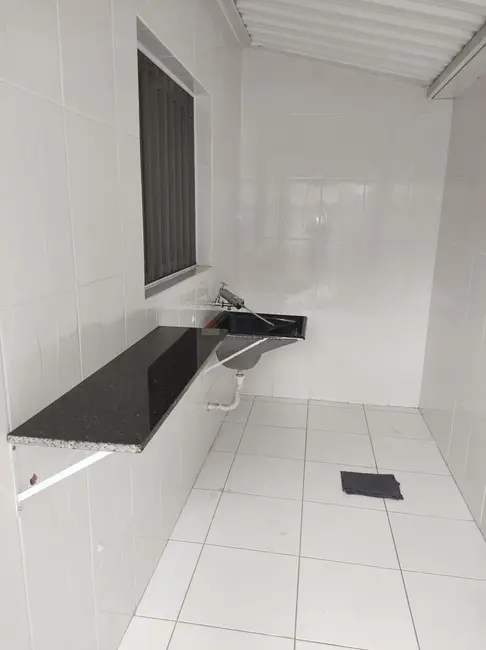 Foto 6 de Casa de Condomínio com 2 quartos à venda, 72m2 em Jardim Karolyne, Votorantim - SP