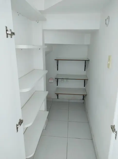 Foto 8 de Casa de Condomínio com 2 quartos à venda, 72m2 em Jardim Karolyne, Votorantim - SP