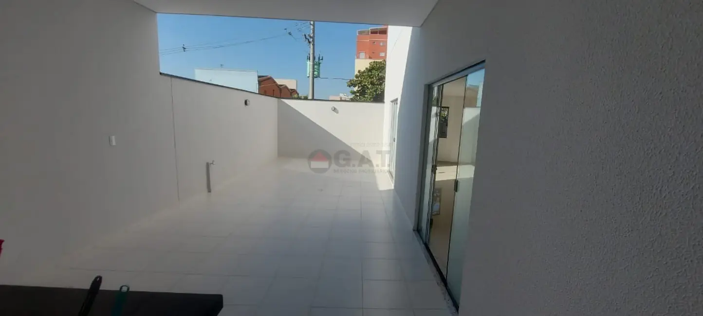 Foto 2 de Apartamento com 2 quartos à venda, 69m2 em Vila Lucy, Sorocaba - SP