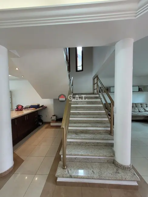 Casa com 4 quartos à venda, 360m2 em Parque Campolim, Sorocaba - SP - imagem 3 Foto 3 de Casa com 4 quartos à venda, 360m2 em Parque Campolim, Sorocaba - SP