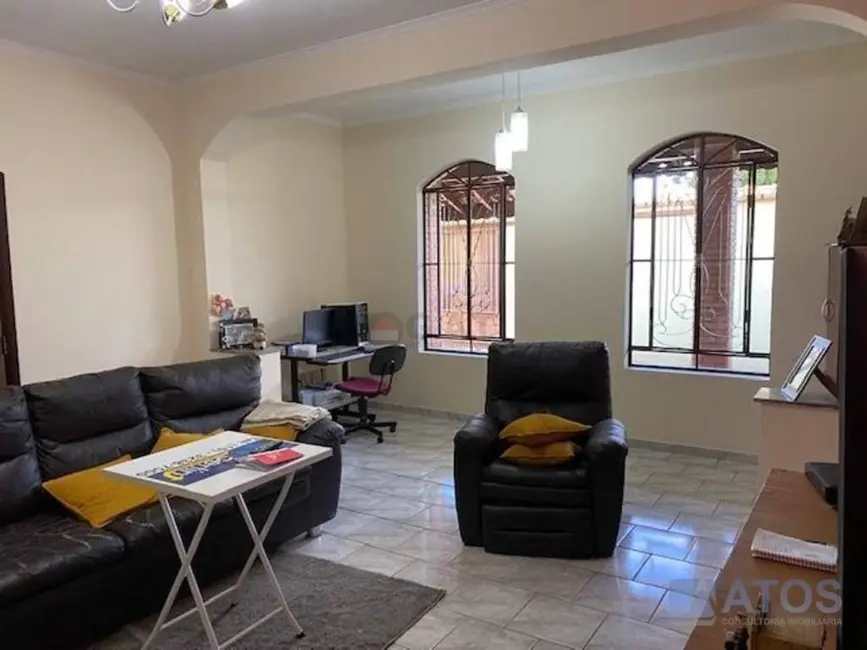 Casa com 3 quartos à venda, 216m2 em Jardim Simus, Sorocaba - SP - imagem 7 Foto 7 de Casa com 3 quartos à venda, 216m2 em Jardim Simus, Sorocaba - SP