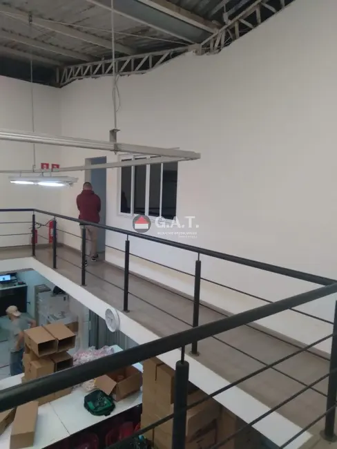 Armazém / Galpão para alugar, 1215m2 em Jardim Bertanha, Sorocaba - SP - imagem 3 Foto 3 de Armazém / Galpão para alugar, 1215m2 em Jardim Bertanha, Sorocaba - SP