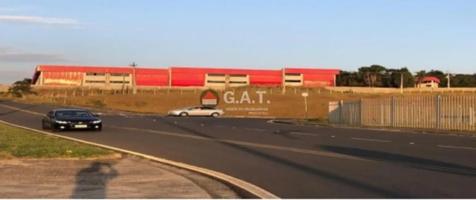 Foto 2 de Armazém / Galpão para alugar, 2600m2 em Zona Industrial, Sorocaba - SP