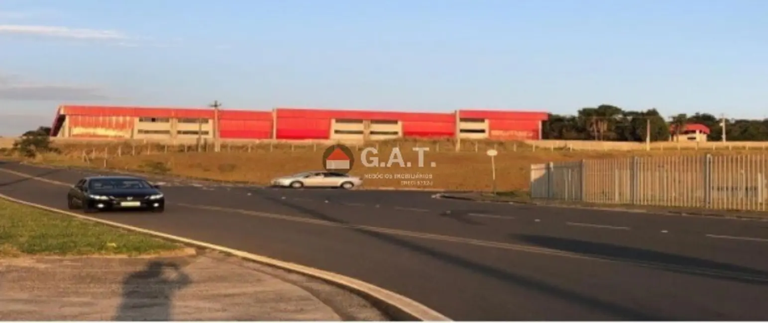 Foto 2 de Armazém / Galpão para alugar, 1700m2 em Zona Industrial, Sorocaba - SP