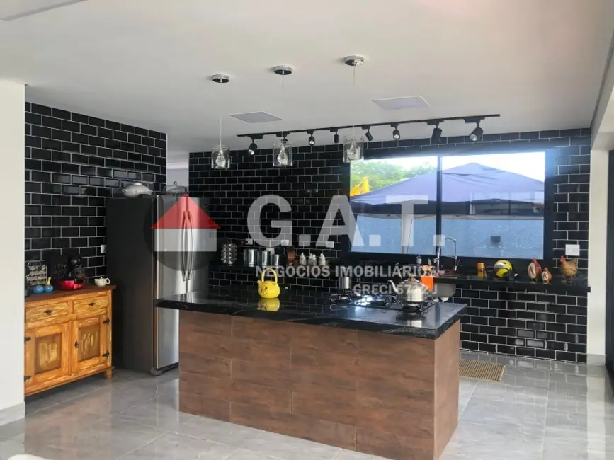 Foto 6 de Casa de Condomínio com 4 quartos à venda, 327m2 em Aracoiaba Da Serra - SP