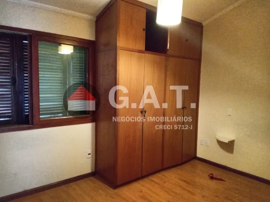 Casa com 4 quartos à venda, 400m2 em Jardim Santa Rosália, Sorocaba - SP - imagem 4 Foto 4 de Casa com 4 quartos à venda, 400m2 em Jardim Santa Rosália, Sorocaba - SP