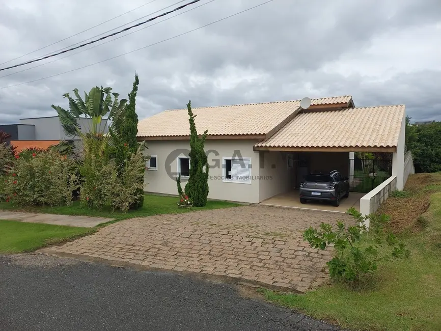 Foto 3 de Casa de Condomínio com 3 quartos à venda, 162m2 em Salto De Pirapora - SP