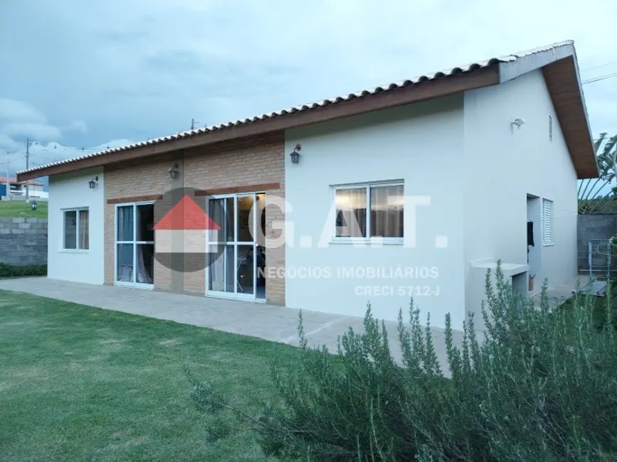 Foto 2 de Casa de Condomínio com 3 quartos à venda, 162m2 em Salto De Pirapora - SP