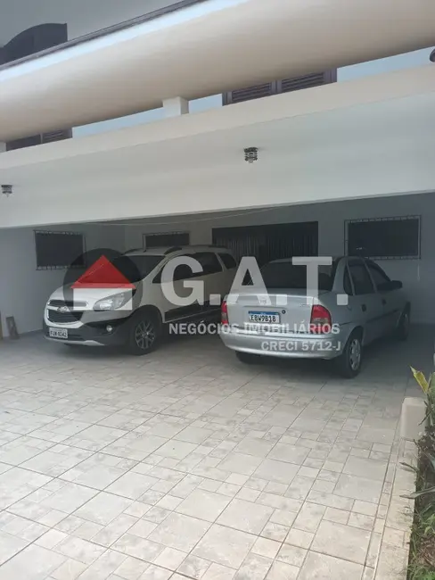 Casa com 5 quartos à venda, 330m2 em Vila Trujillo, Sorocaba - SP - imagem 3 Foto 3 de Casa com 5 quartos à venda, 330m2 em Vila Trujillo, Sorocaba - SP