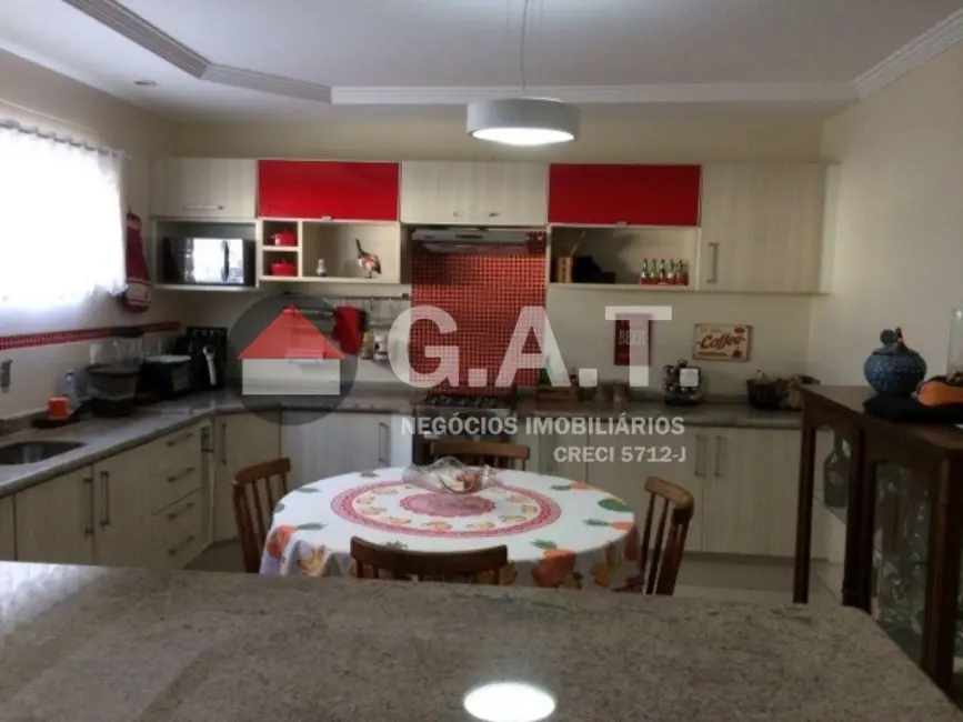 Foto 9 de Casa com 3 quartos à venda, 340m2 em Jardim Ipê, Sorocaba - SP