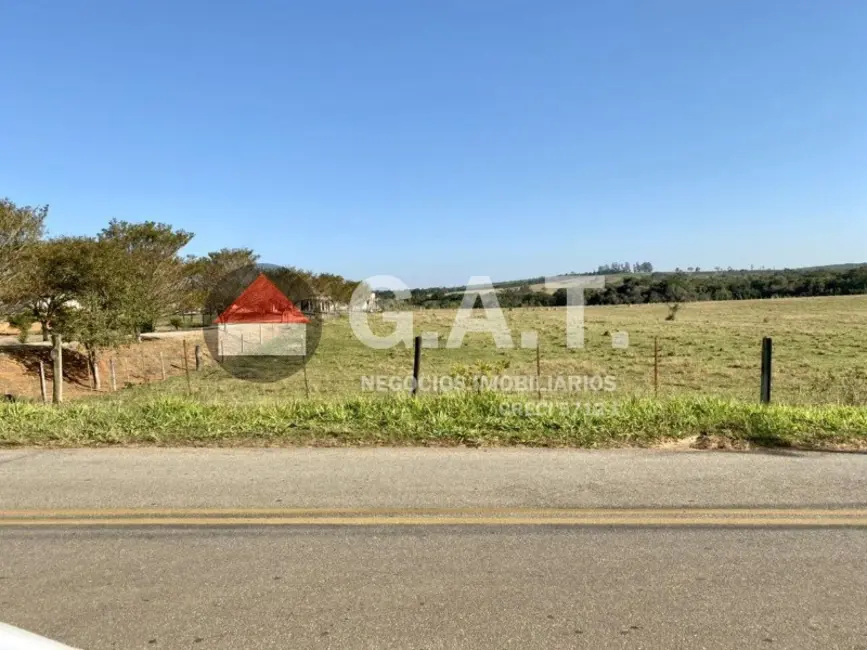 Foto 1 de Terreno / Lote à venda, 325025m2 em Aracoiaba Da Serra - SP