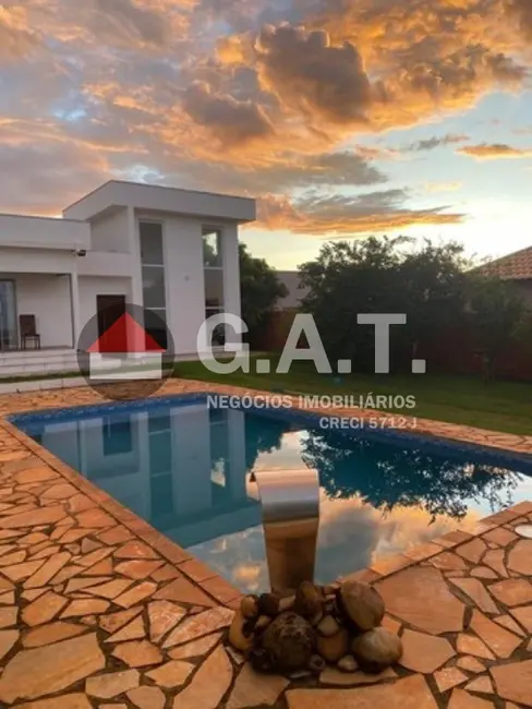 Foto 2 de Casa de Condomínio com 3 quartos à venda, 200m2 em Residencial Ecopark, Tatui - SP