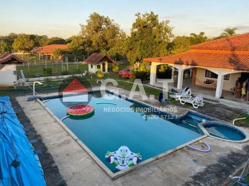 Foto 3 de Chácara com 4 quartos à venda, 651m2 em Salto De Pirapora - SP