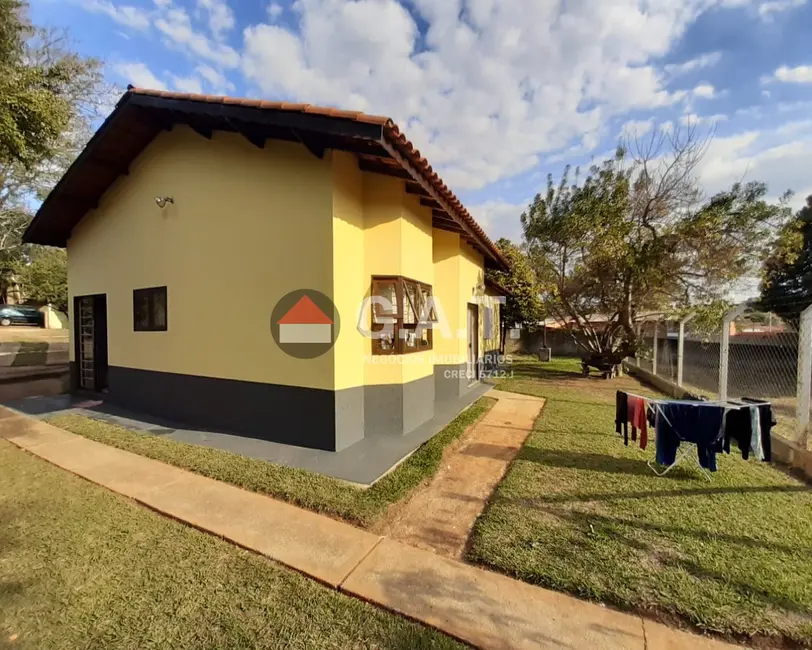 Chácara com 3 quartos à venda, 150m2 em Aracoiaba Da Serra - SP - imagem 1 Foto 1 de Chácara com 3 quartos à venda, 150m2 em Aracoiaba Da Serra - SP