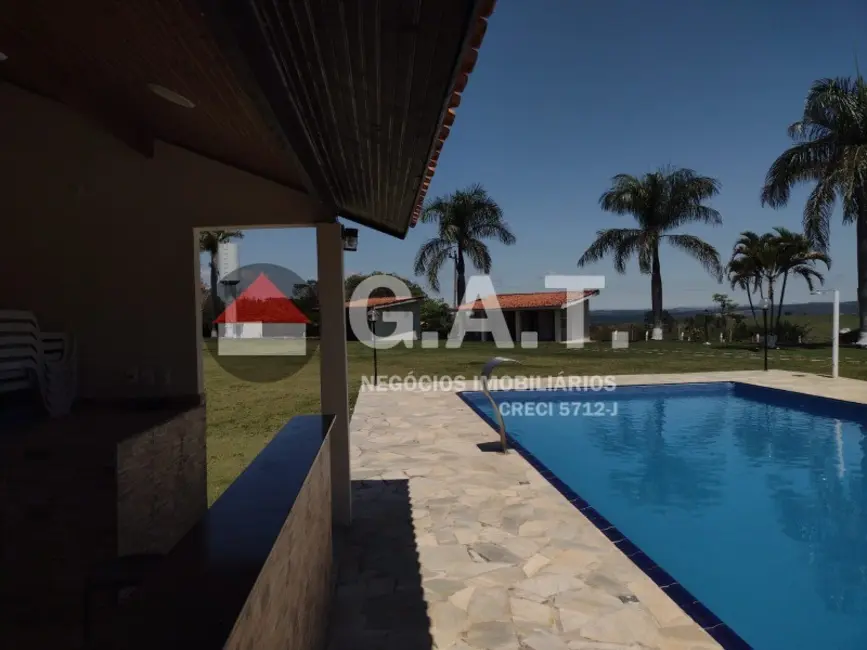 Foto 2 de Sítio / Rancho com 4 quartos à venda, 780m2 em Aracoiaba Da Serra - SP