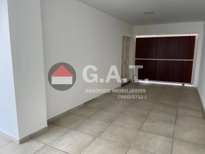 Casa com 3 quartos à venda, 350m2 em Jardim Santa Rosália, Sorocaba - SP - imagem 2 Foto 2 de Casa com 3 quartos à venda, 350m2 em Jardim Santa Rosália, Sorocaba - SP