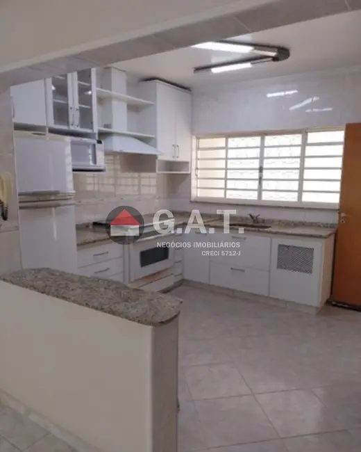 Foto 1 de Casa com 4 quartos para alugar, 240m2 em Jardim Santa Rosália, Sorocaba - SP