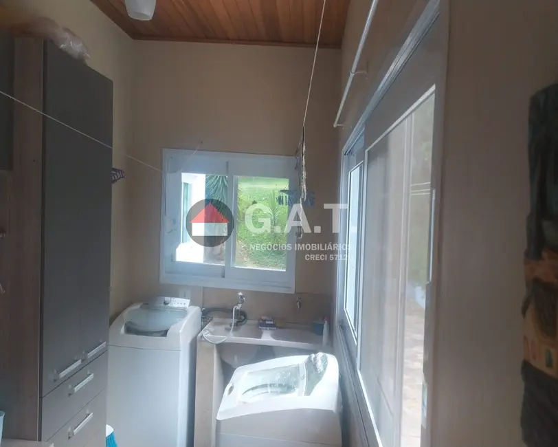 Chácara com 2 quartos à venda, 350m2 em Aluminio - SP - imagem 5 Foto 5 de Chácara com 2 quartos à venda, 350m2 em Aluminio - SP