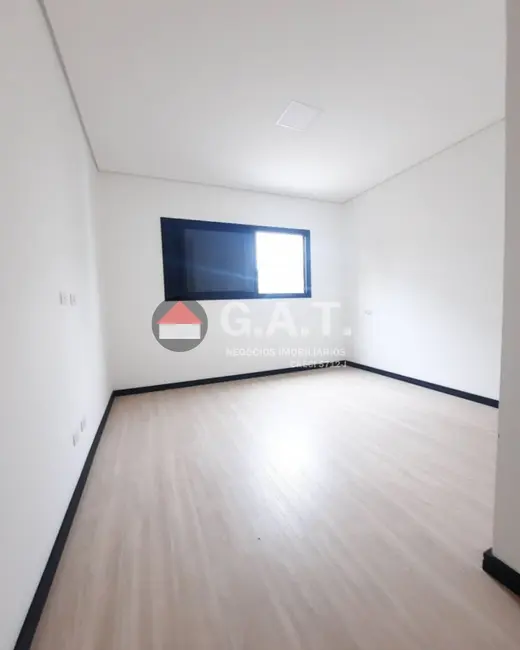 Foto 3 de Casa de Condomínio com 3 quartos à venda, 110m2 em Cajuru do Sul, Sorocaba - SP